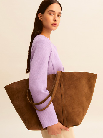 Formas limpias, materiales cuidados, diseño esencial.  - Emme